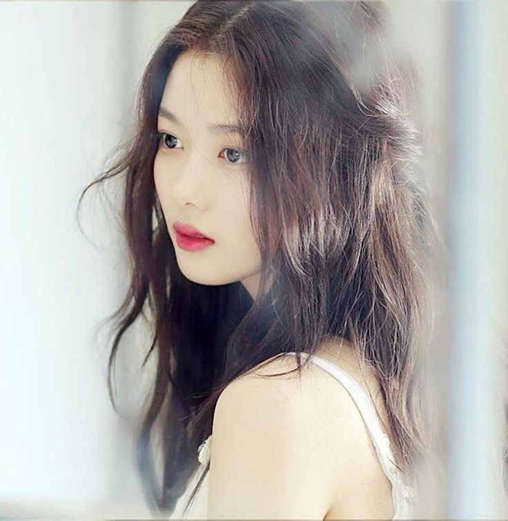Nay đã lớn, sao nhí Kim Yoo Jung xinh đẹp xexy "vượt mặt" đàn chị