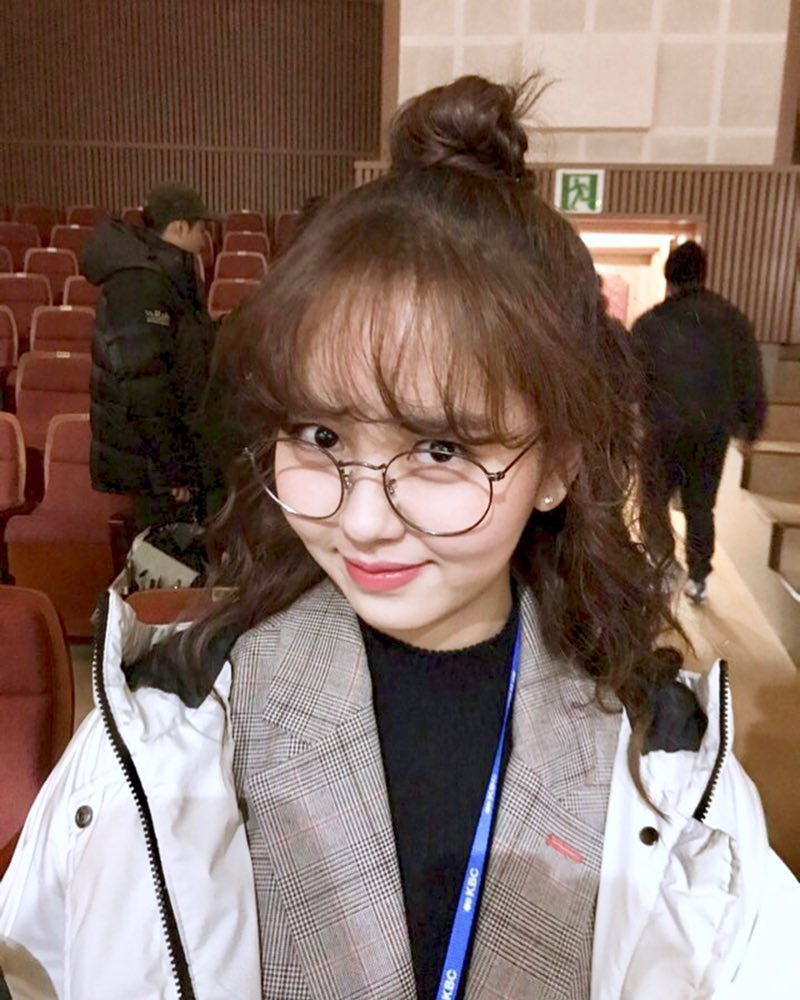 Kim So Hyun khoe ảnh mới xinh yêu vô đối trên trang cá nhân