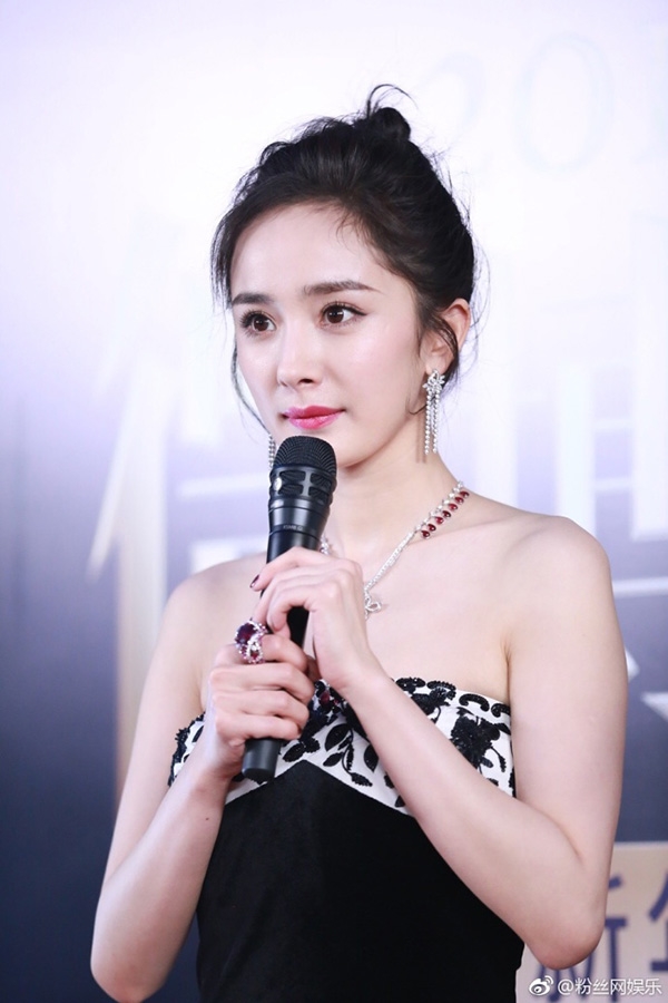 Dương Mịch công khai lên tiếng phủ nhận bất hòa với Đường Yên