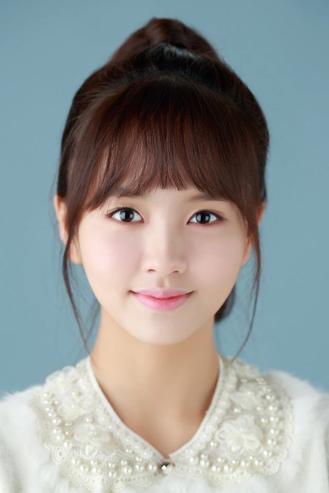 Kim So Hyun: Thiên thần thách thức mọi kiểu tóc