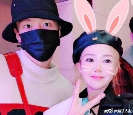 Rộ tin Phạm Thừa Thừa có bạn gái xinh như hot girl