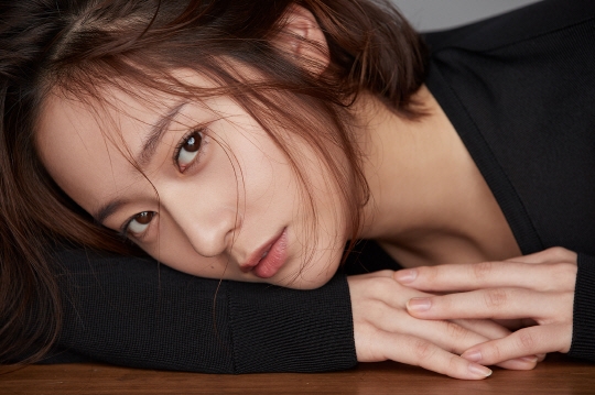 Krystal buồn và xin lỗi fan vì f(x) đã lâu không ra sản phẩm mới