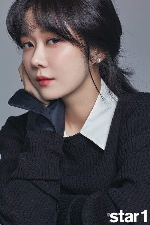 Jang Na Ra than 'khổ' than 'phiền' vì suốt ngày được khen trẻ đẹp