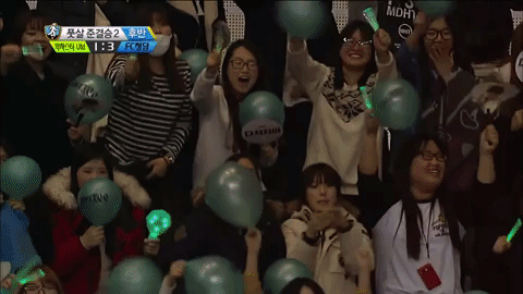 HLV đội tuyển U23 Việt Nam từng là thầy giáo của Minho khiến fan Kpop tự hào