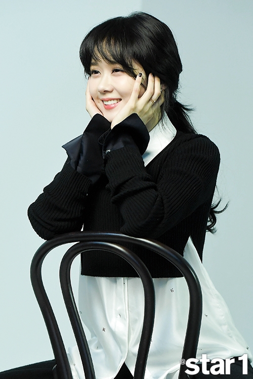 Jang Na Ra than 'khổ' than 'phiền' vì suốt ngày được khen trẻ đẹp