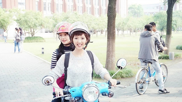 Trịnh Sảng bị netizen réo tên khi Mao Hiểu Đồng bị bạn trai phản bội