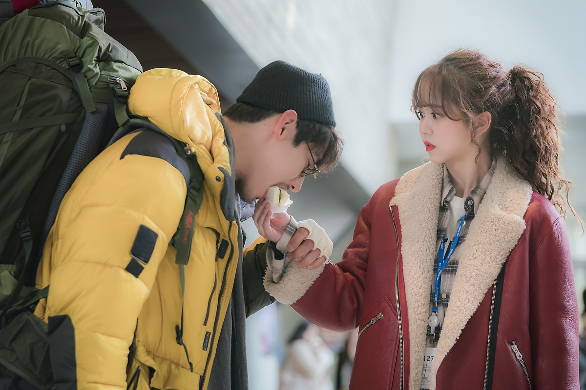Kim So Hyun khiến fan ngỡ ngàng với tạo hình cổ trang trong phim mới