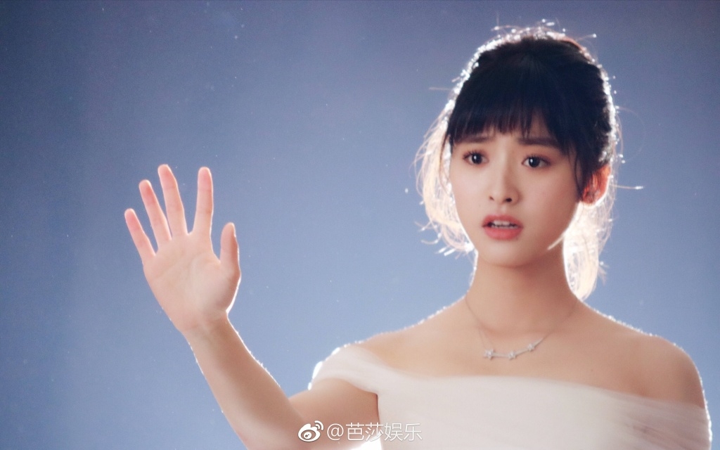 Đời tư ít người biết của ba nàng Cỏ trên màn ảnh Hoa ngữ