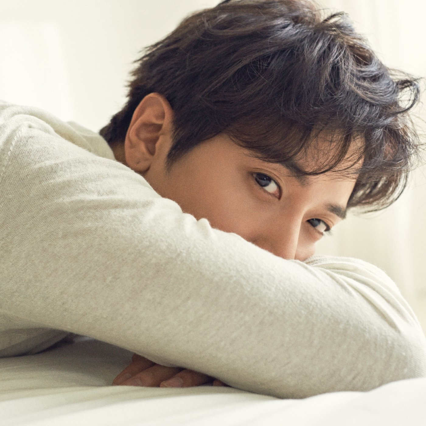 Jung Yong Hwa hủy hết concert chuẩn bị nhập ngũ gấp hậu scandal