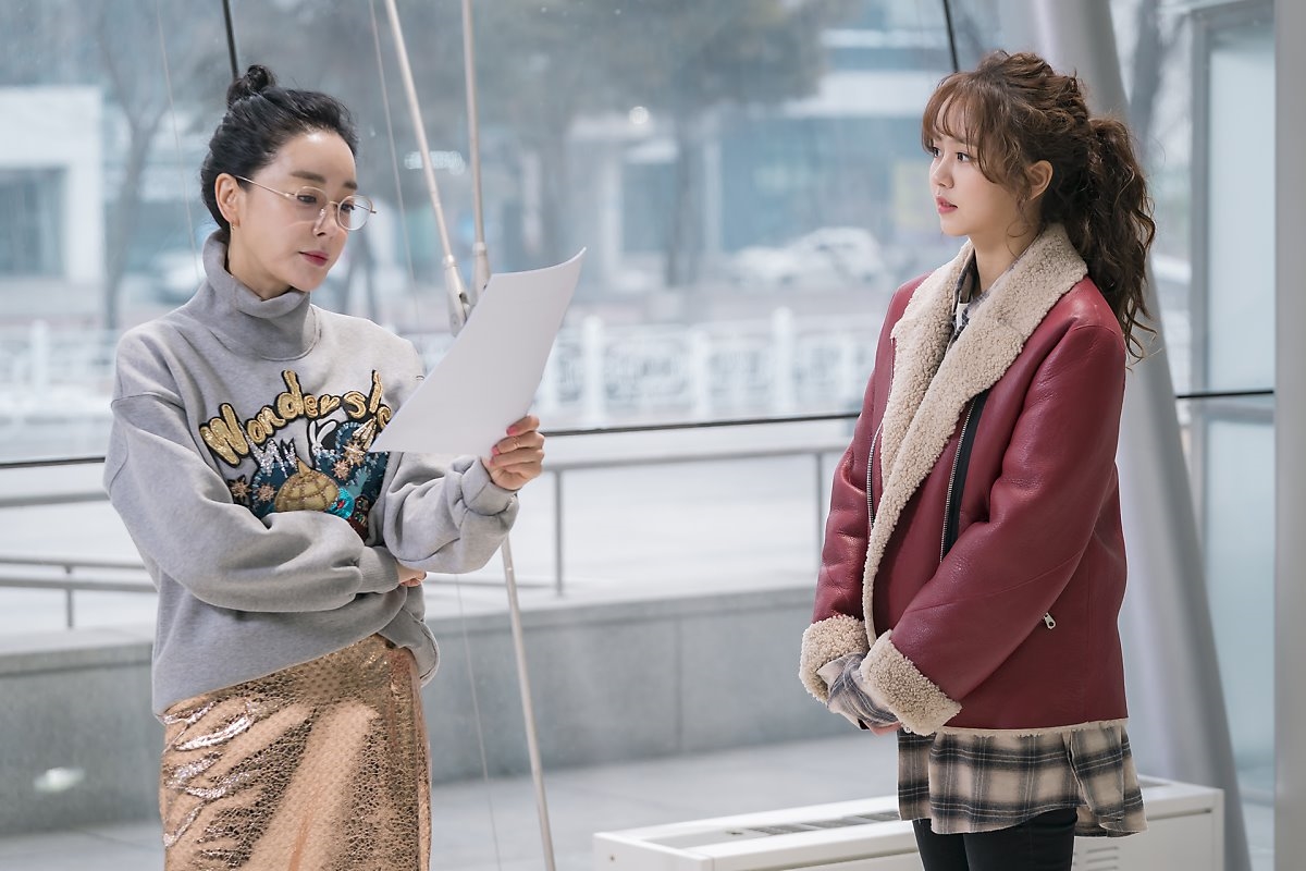 Kim So Hyun khiến fan ngỡ ngàng với tạo hình cổ trang trong phim mới
