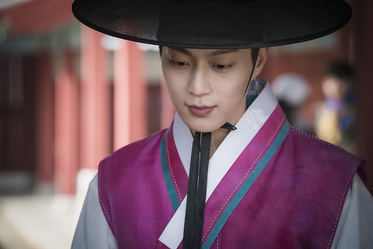 Kim So Hyun khiến fan ngỡ ngàng với tạo hình cổ trang trong phim mới