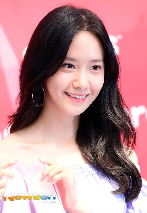 Con dân phát sốt khi nữ thần Yoon Ah để mặt mộc!