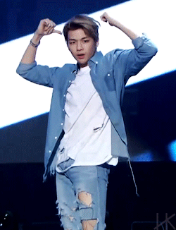 4 nam thần fancam phủ sóng 10 video "hot" nhất năm 2017 trên Naver