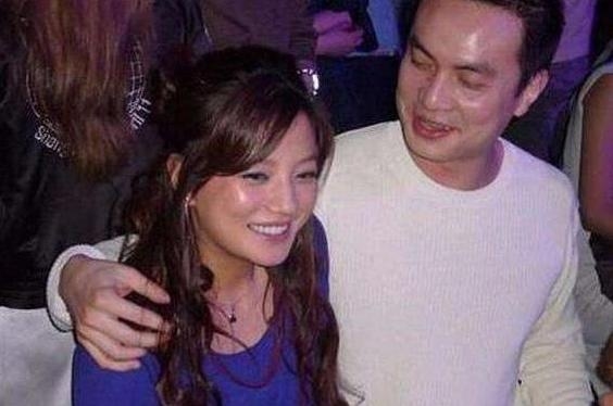 Đây là người yêu mà Triệu Vy không muốn nhắc đến, còn từng đánh cô