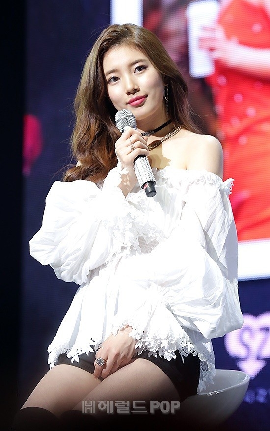 Trở lại thành công nhưng Suzy không ngừng bị ném đá là "não ngắn"