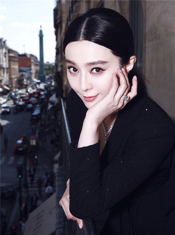 Lý do dàn mỹ nhân Cbiz sở hữu làn da trắng mịn màng không tì vết