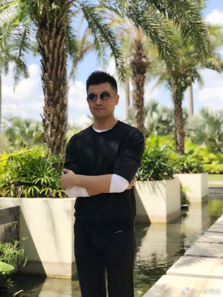 Những điều chưa biết về quản lý của Triệu Lệ Dĩnh