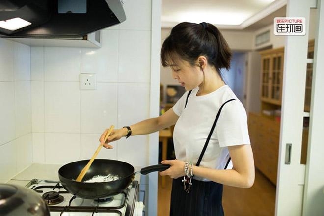 Cuộc đời Tịnh Sơ xuống dốc không phanh vì lỡ đắc tội Phạm Băng Băng