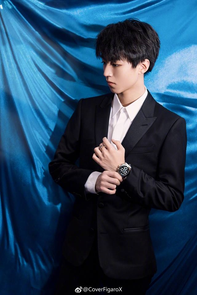 Triệu Lệ Dĩnh cực xinh tái ngộ dàn nam thần TFBoys khiến fan "no mắt"