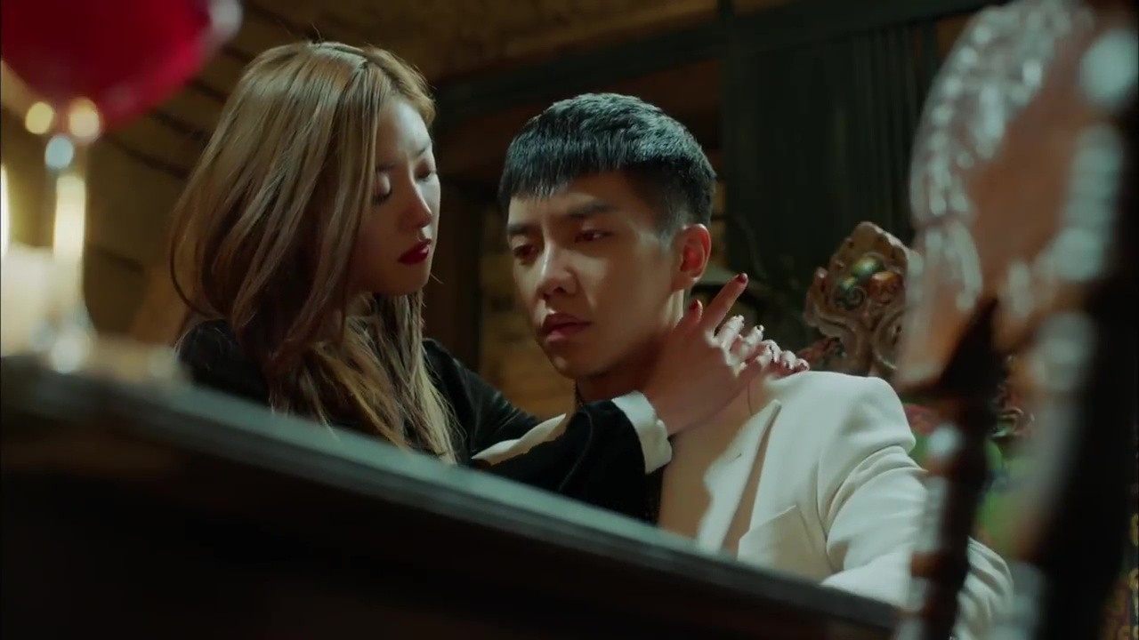 Fan "tức điên" khi có ngày Tam Tạng bị "cương thi" cướp Tôn Ngộ Không