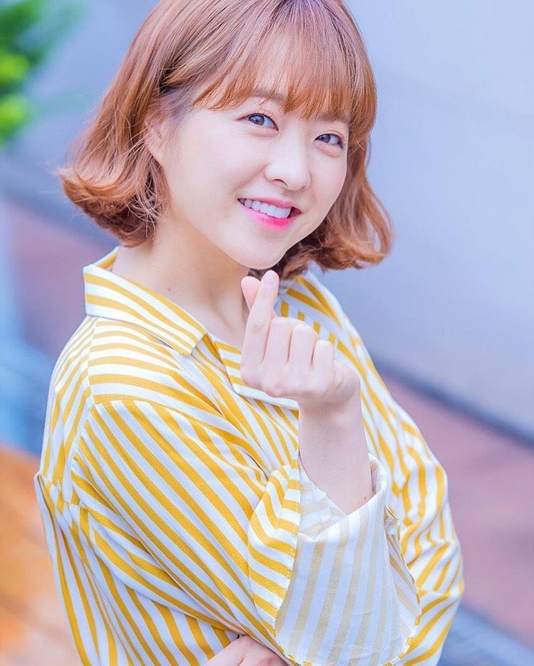 Top 5 sao Hàn hot nhất trong cộng đồng fan quốc tế tháng 1/2018