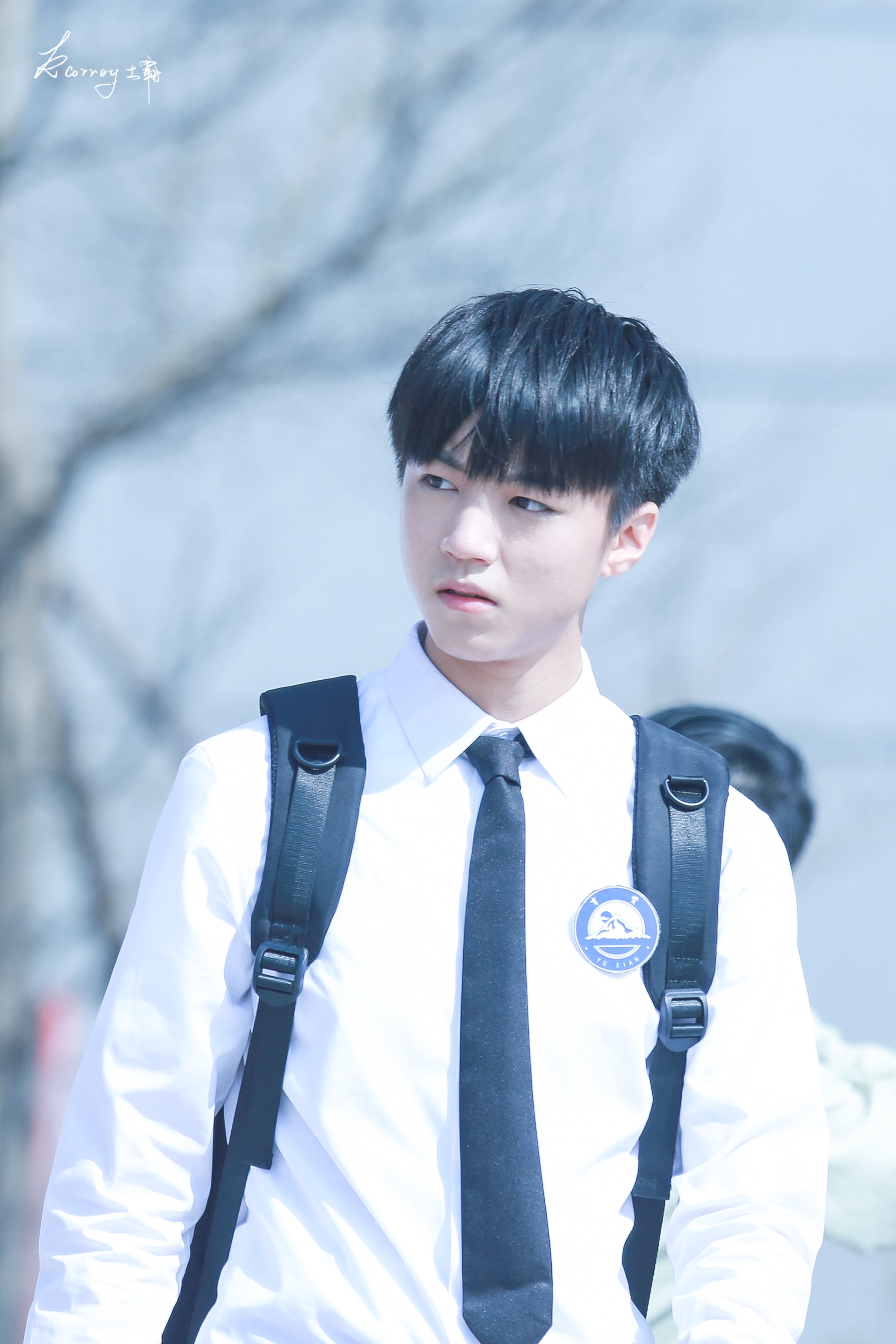 Nhìn lại chặng đường đá chéo sang địa hạt phim ảnh của bộ ba TFBoys