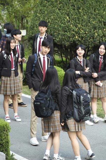 Dàn diễn viên Cheese In The Trap bản điện ảnh quá hợp nguyên tác