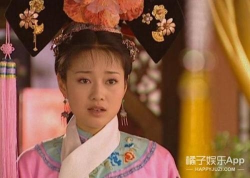 Huỳnh Lập lên mạng xã hội xứ Trung vì là Hạ Tử Vy xấu nhất lịch sử