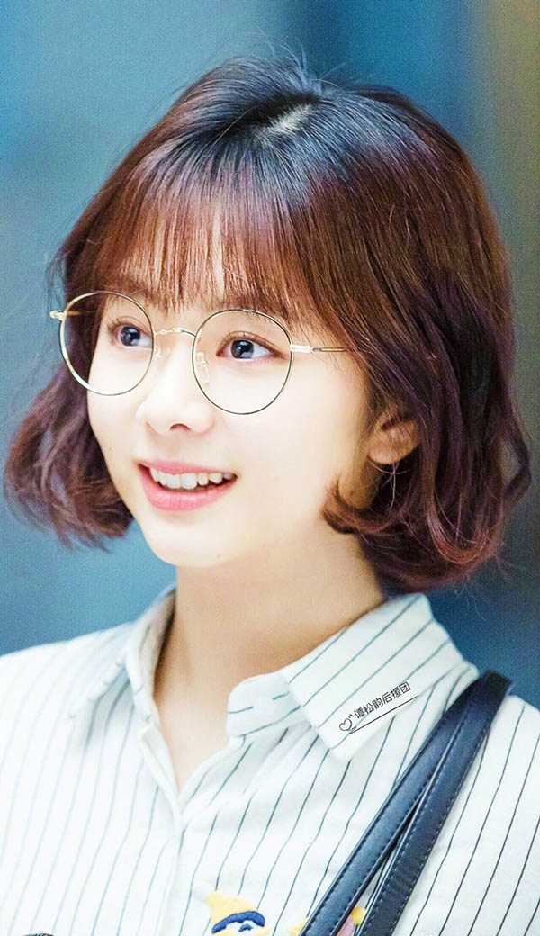 Những người đẹp Hoa ngữ mãi chẳng chịu lớn khiến fan yêu thương mãi
