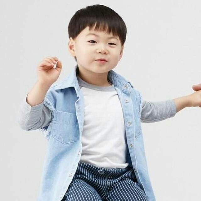Hangukse đi ăn cưới, dân mạng cười ngất vì những bất ngờ đáng yêu