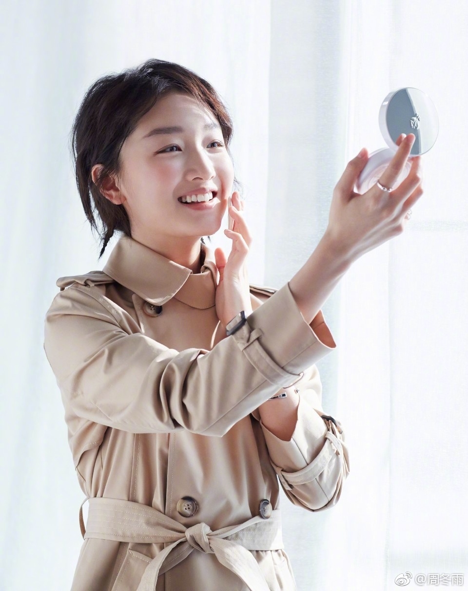 Khi sao Hoa ngữ làm đại diện các thương hiệu nổi tiếng