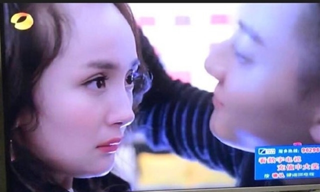 Dương Mịch lại khiến fan phì cười bị đàn em 'lật tẩy' khuyết điểm