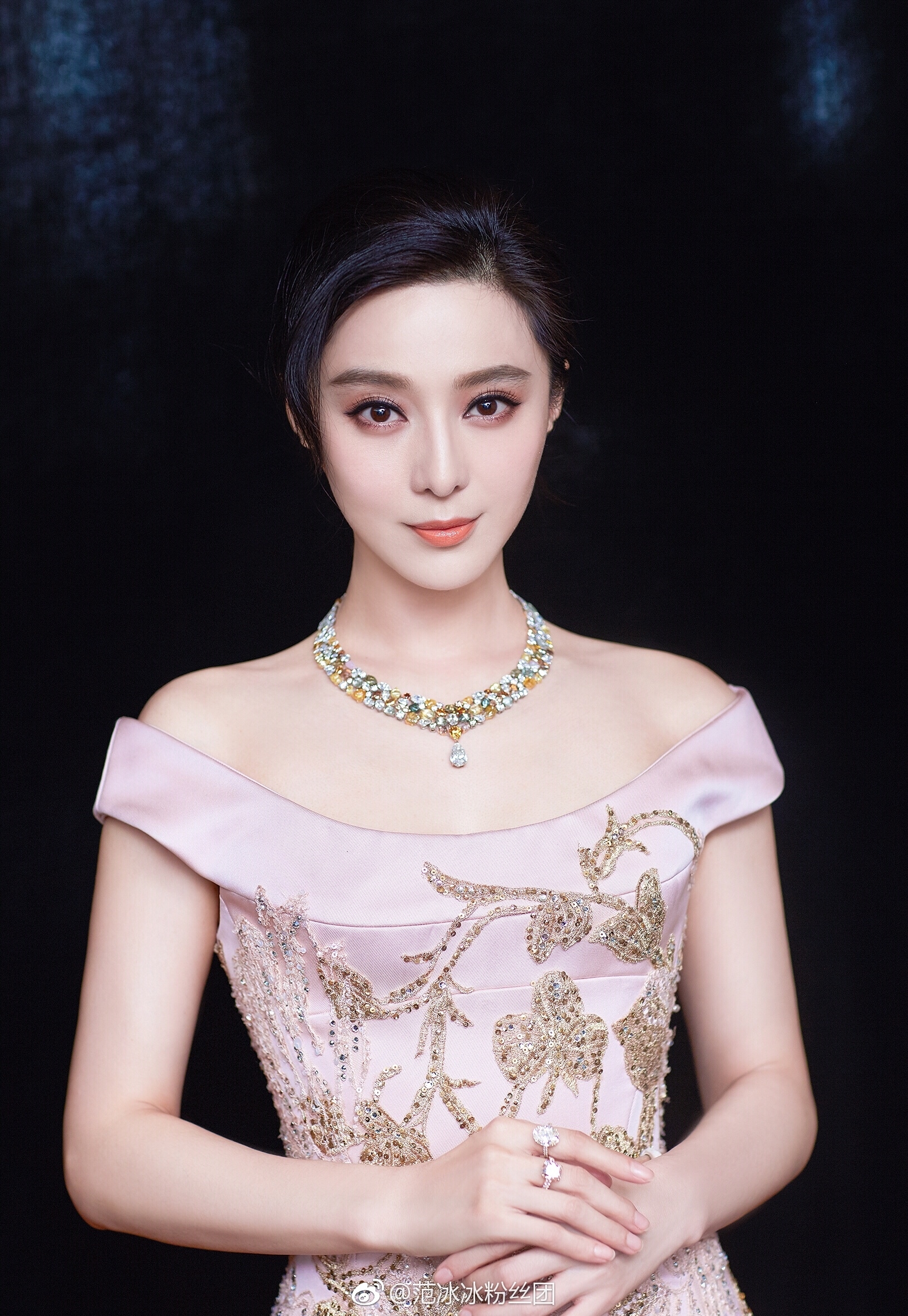 Khi sao Hoa ngữ làm đại diện các thương hiệu nổi tiếng