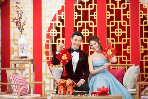 Lâm Tâm Như khiến fan an tâm vì quá hạnh phúc bên con gái