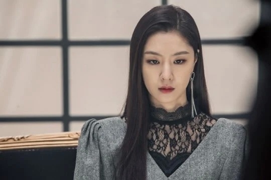 Seo Ji Hye hạnh phúc và tự hào vì được khen giống Irene