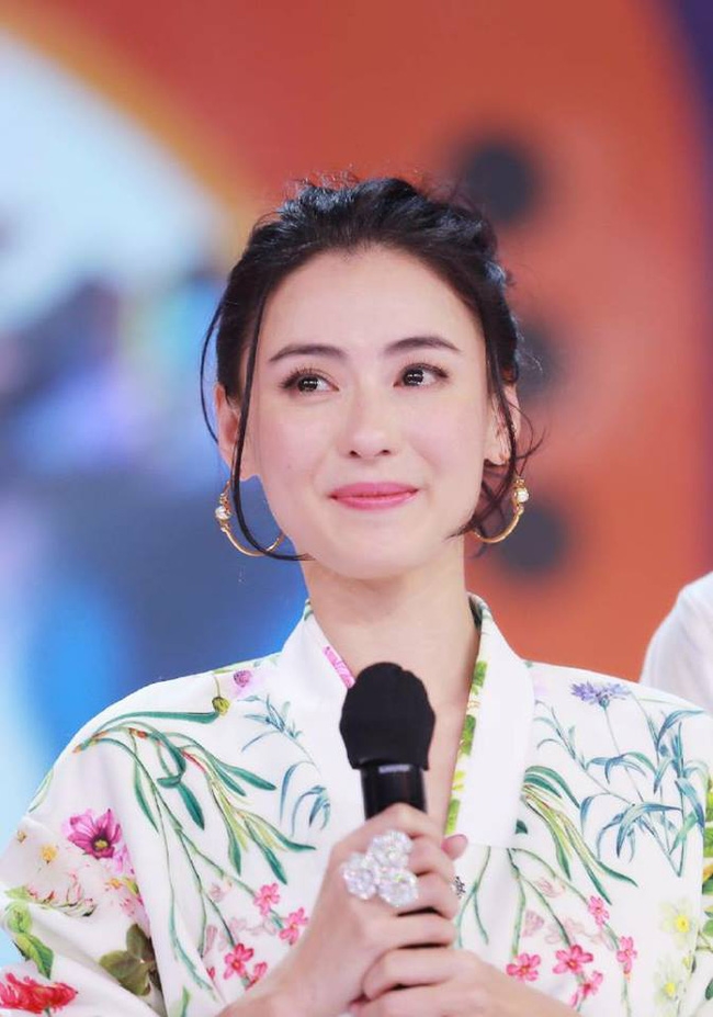 Trương Bá Chi vẫn gọi điện khóc với chồng cũ sau 6 năm li hôn?