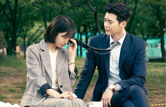 Đây là 7 điểm sáng hiếm hoi của phim truyền hình Hàn 2017 giữa một năm toàn "bom xịt" - 7