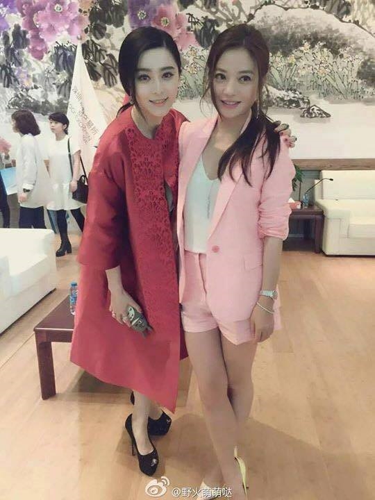 san1-ngoisao.vn-w550-h339.jpg 2 Triệu Vy,Phạm Băng Băng,Hoàn Châu cách cách