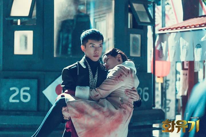 Hoa Du Ký - Người Đàm Phán: Phim nào 'hot' hơn trong mắt khán giả