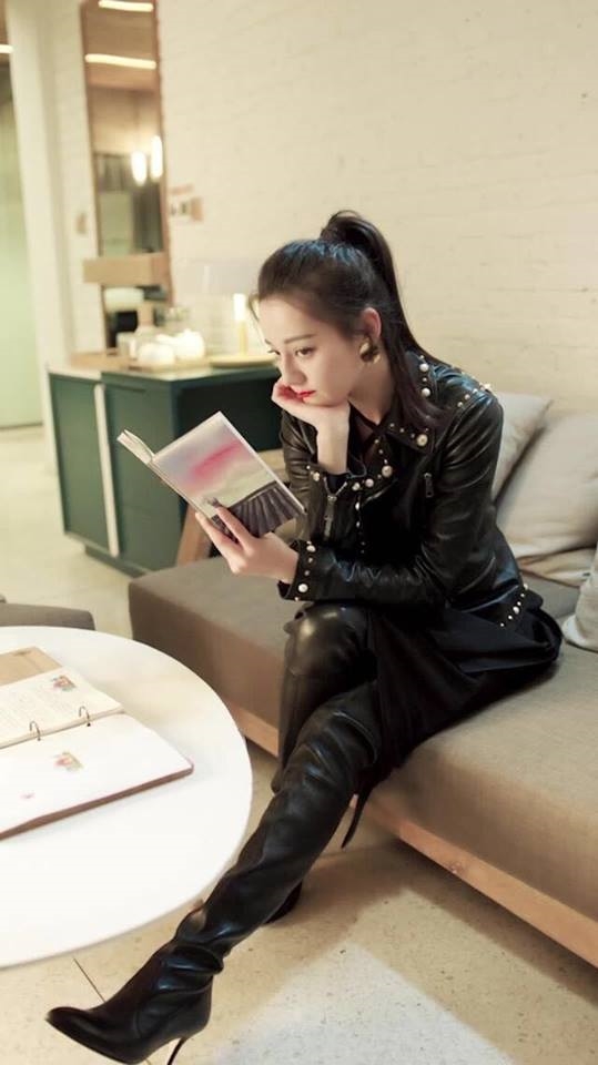 Chỉ tiết lộ phương pháp giảm cân mà Địch Lệ Nhiệt Ba cũng bị soi mói