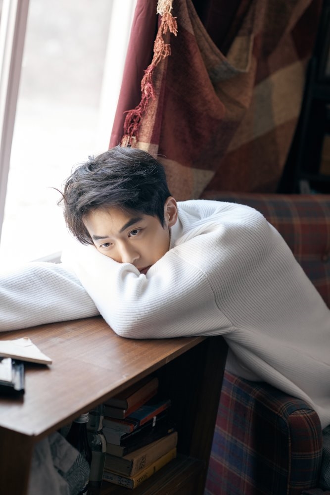Nam Joo Hyuk tung bộ ảnh mới chủ đề bốn mùa cực đẹp mừng sinh nhật