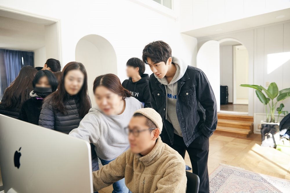 Nam Joo Hyuk tung bộ ảnh mới chủ đề bốn mùa cực đẹp mừng sinh nhật