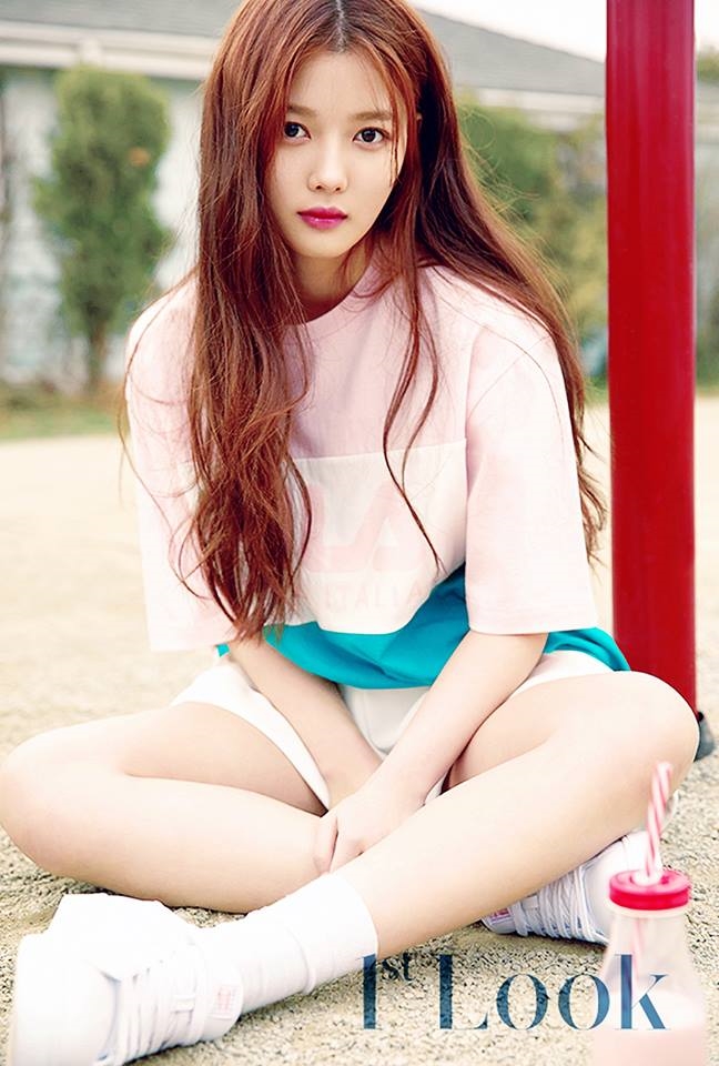 Cùng tung ảnh quảng cáo mới, Kim Yoojung hay Kim Sohyun xinh đẹp hơn?