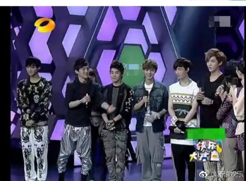 Che mờ mặt EXO, đài Hồ Nam gây bức xúc lớn trong CĐ fan EXO xứ Trung