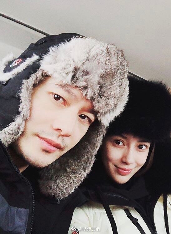 Huỳnh Hiểu Minh - AngelaBaby đưa nhau đi công tác bên trời Tây