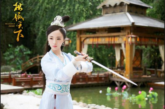 Qua rồi thời đại “thánh nữ lương thiện”, giờ đến ác nữ đang lên ngôi
