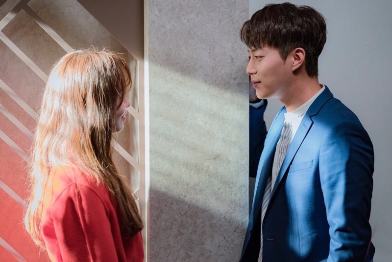 Radio Romance tung loạt ảnh tập mới cực lãng mạn của cặp đôi chính