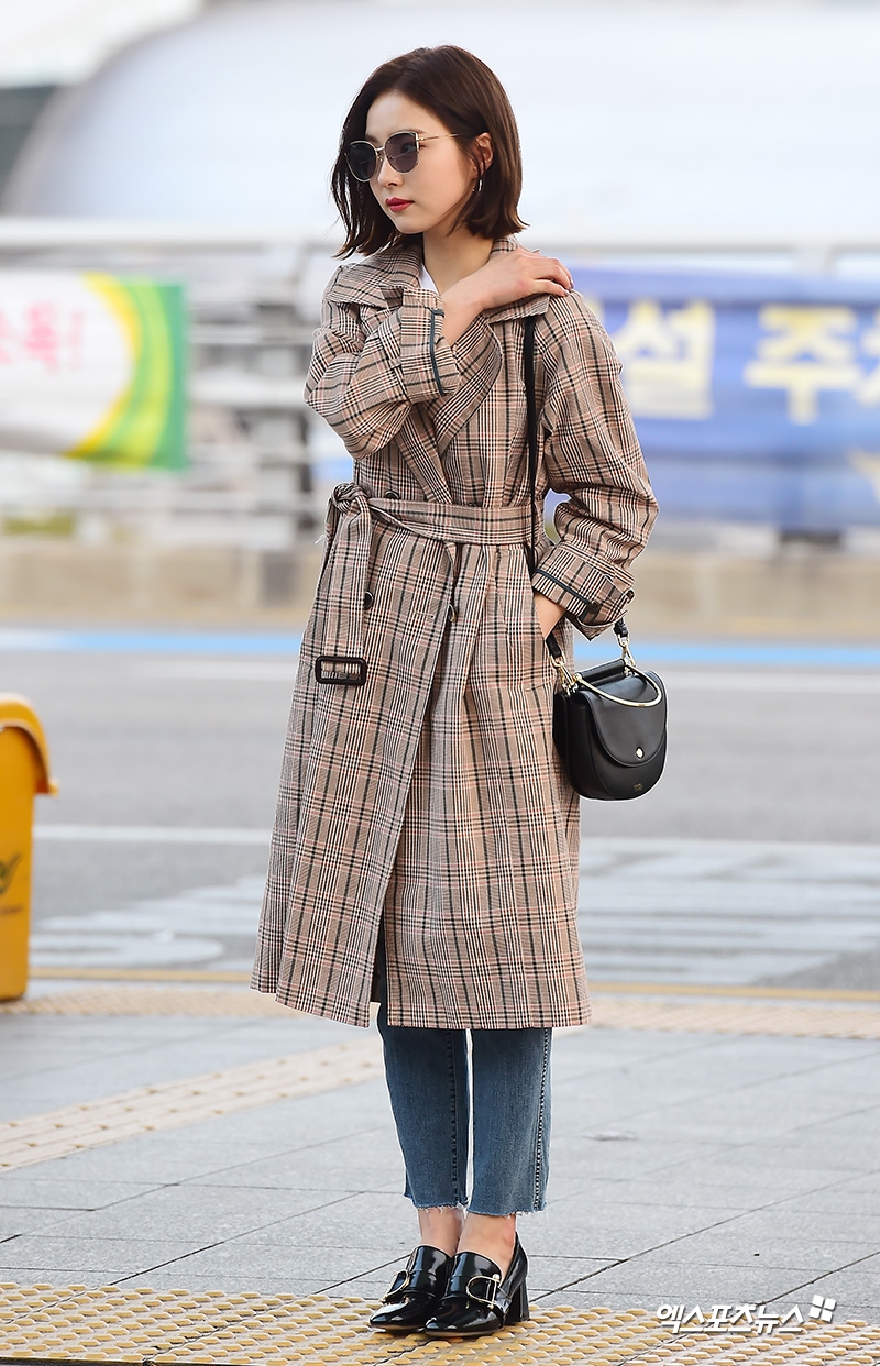 Shin Se Kyung - Go Jun Hee tự tin khoe sắc với mái tóc ngắn cá tính