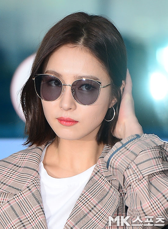 Shin Se Kyung - Go Jun Hee tự tin khoe sắc với mái tóc ngắn cá tính