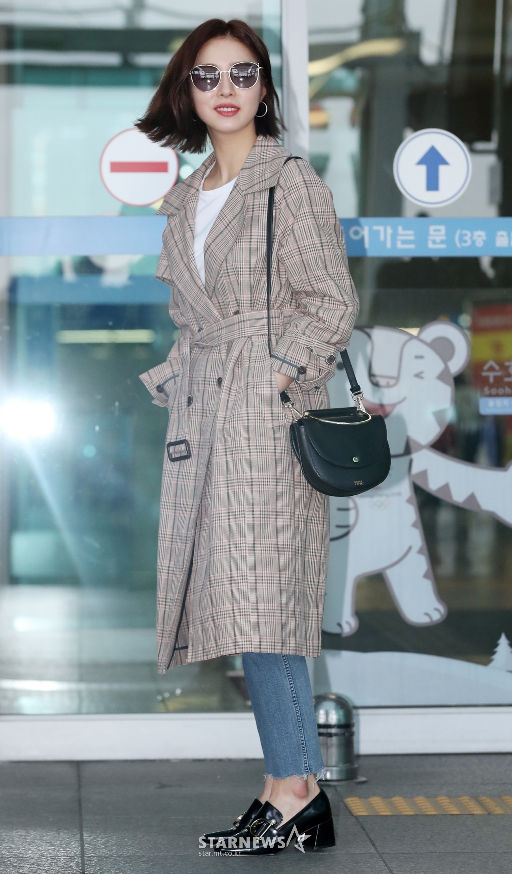 Shin Se Kyung - Go Jun Hee tự tin khoe sắc với mái tóc ngắn cá tính